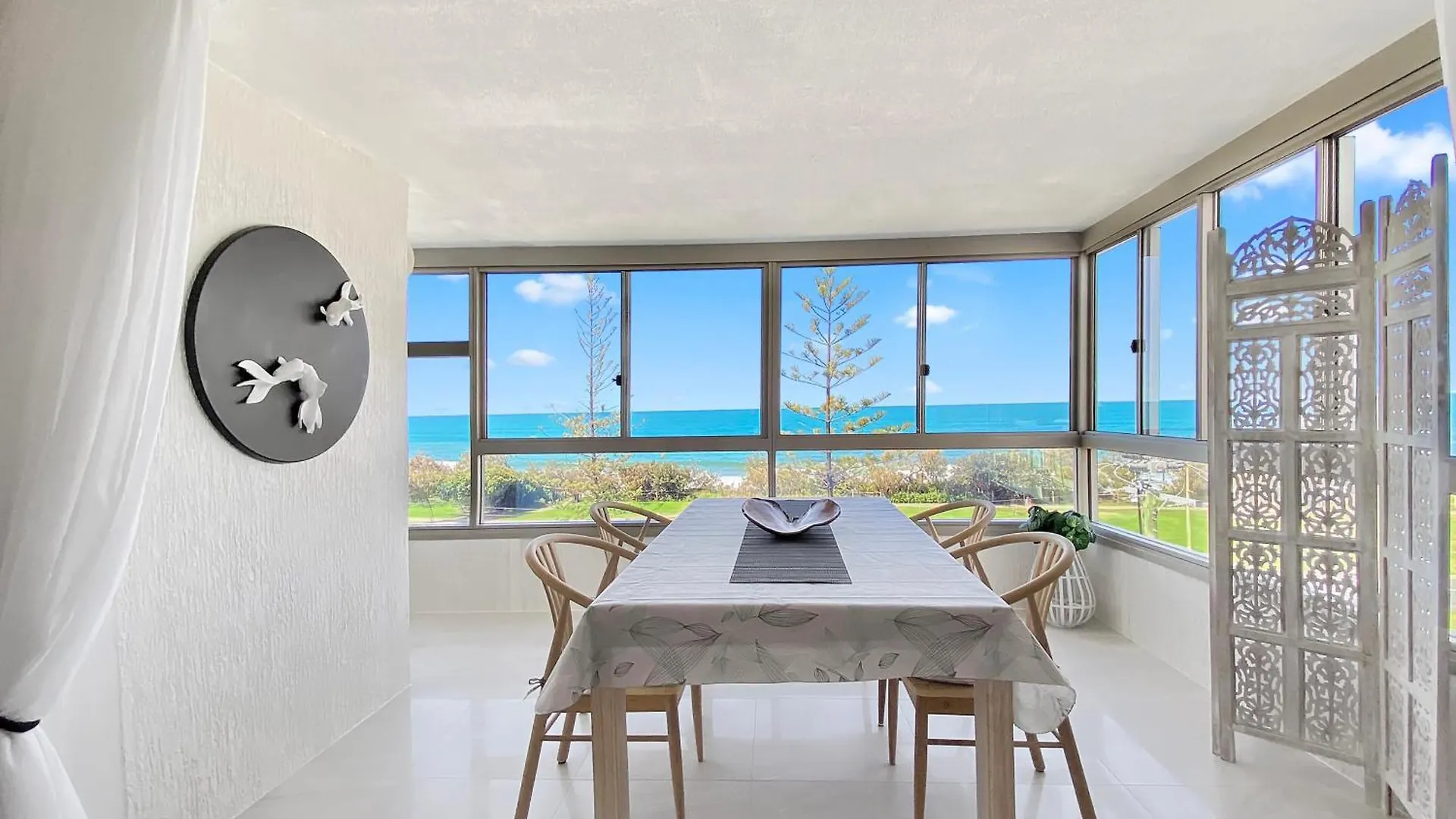 Oceanview Apartment Alexandra Headland Australia